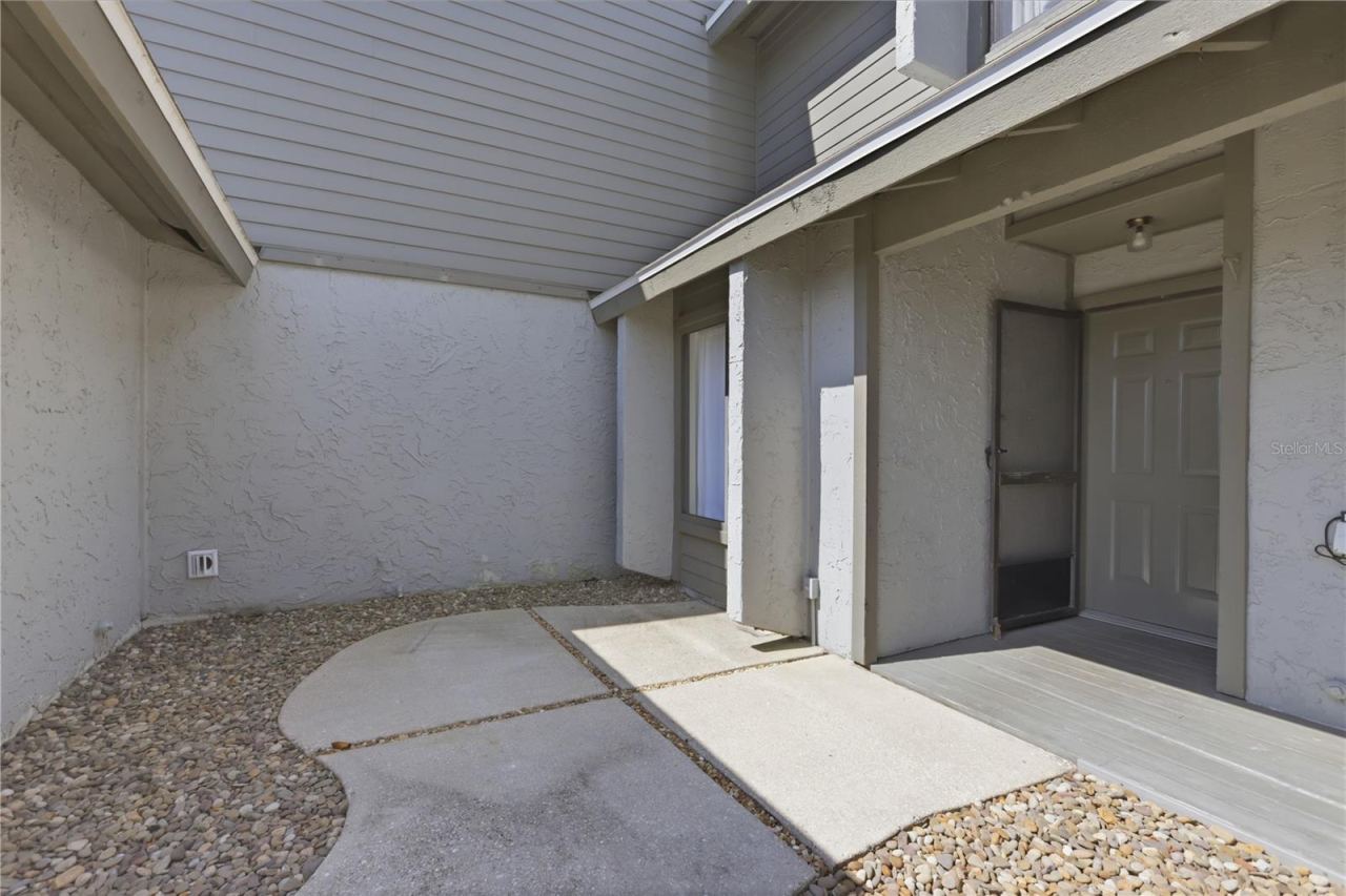 Photo 4 of 130 Limewood Pl #3, Ormond Beach, FL 32174