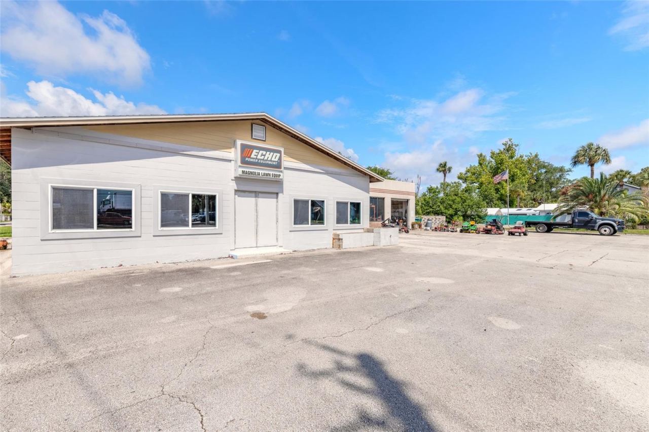 Photo 4 of 600 N Dixie Fwy, New Smyrna Beach, FL 32168