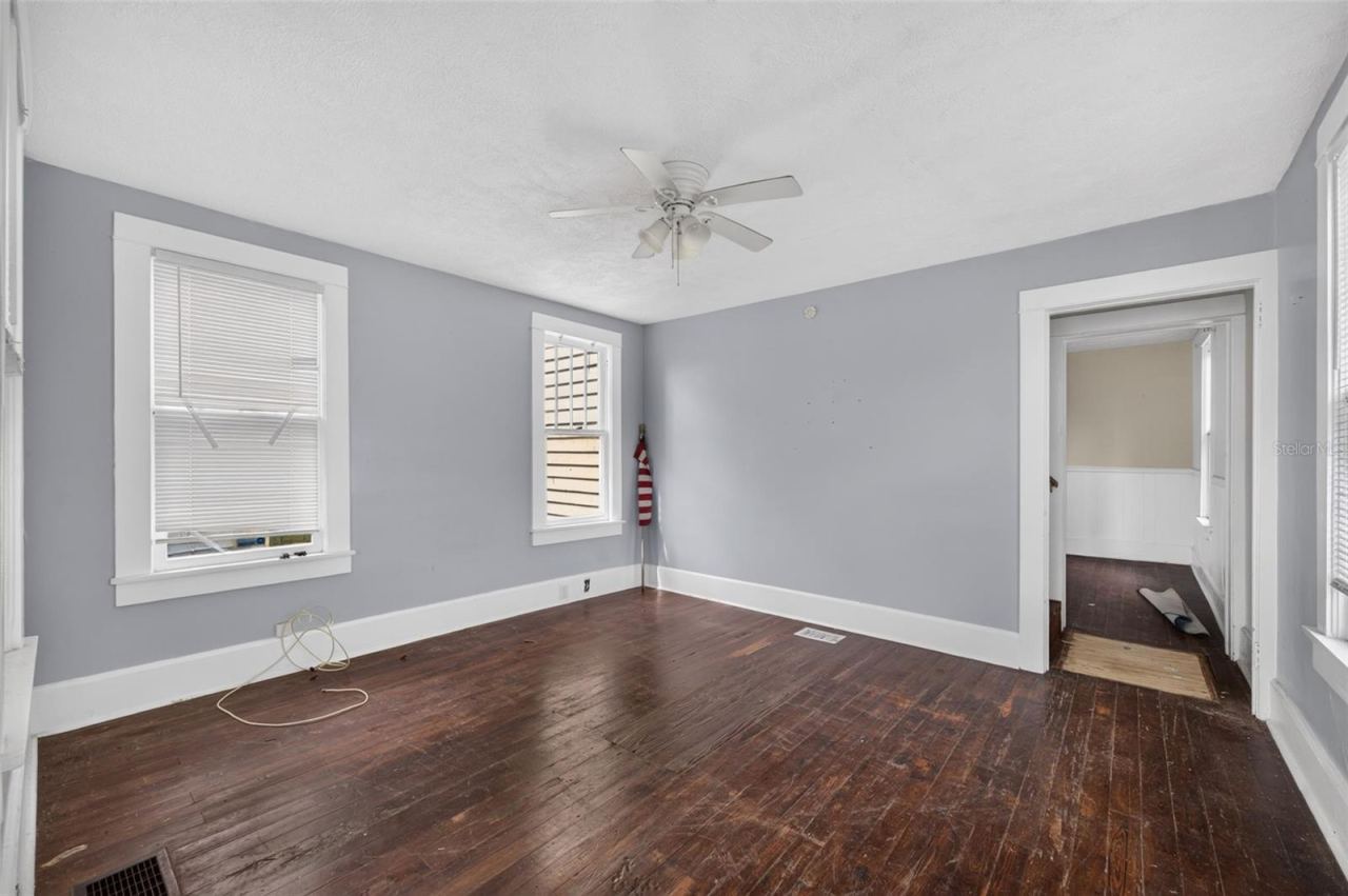 Photo 4 of 309 Rush St, New Smyrna Beach, FL 32168