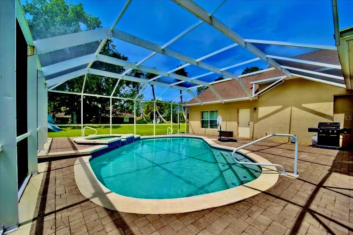 Photo 4 of 24 Lakeside Pl W, Palm Coast, FL 32137