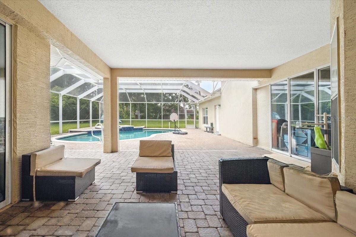 Photo 5 of 24 Lakeside Pl W, Palm Coast, FL 32137