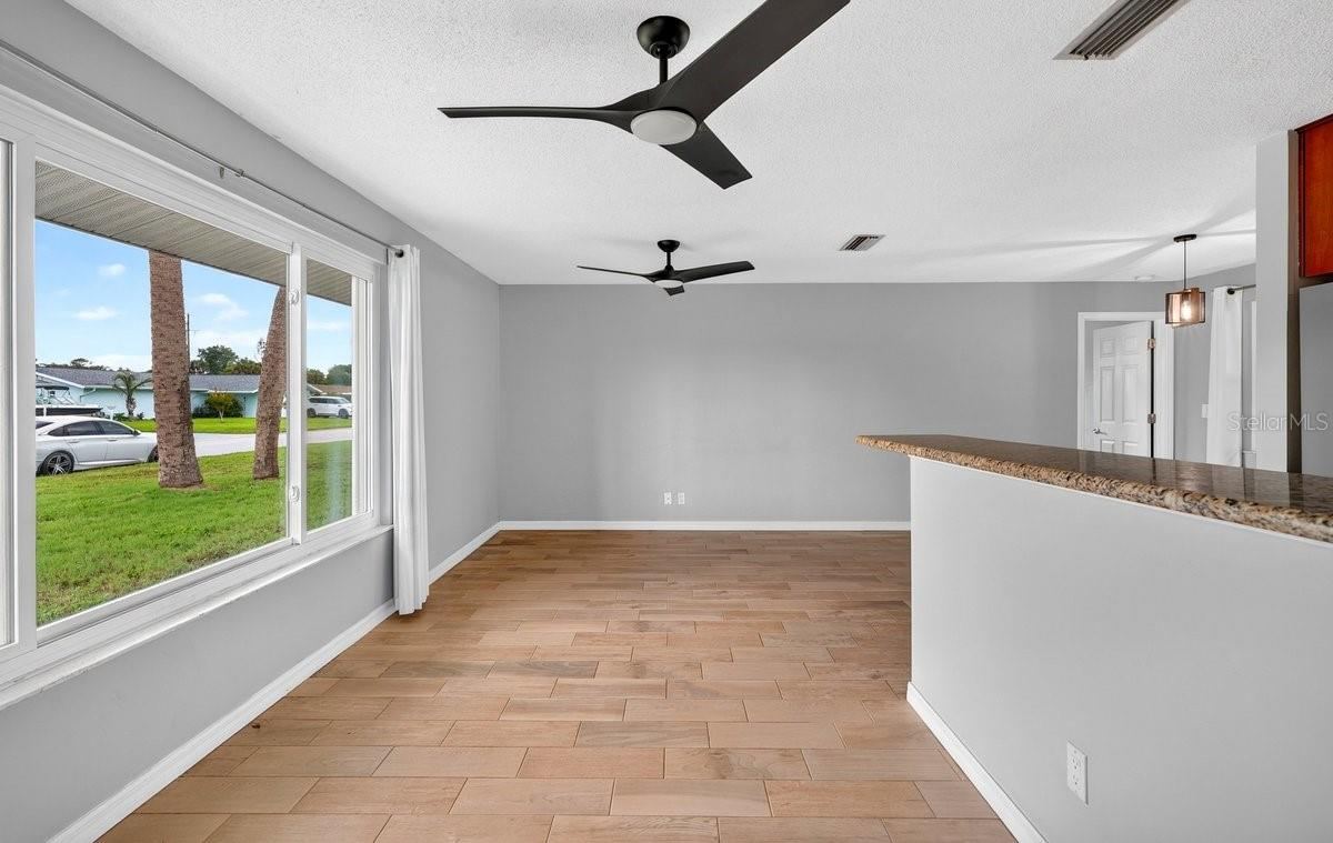 Photo 5 of 1309 Suwanee Rd, Daytona Beach, FL 32114