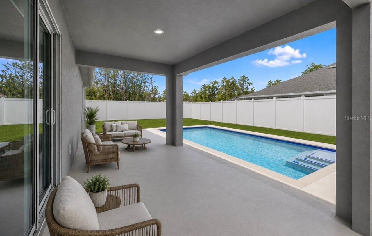 Photo 5 of 18 Flamingo Dr, Palm Coast, FL 32137