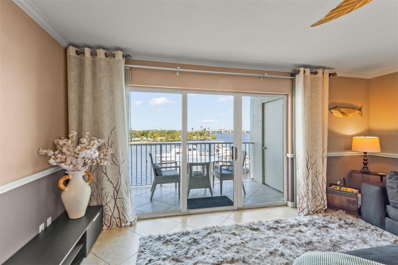 Photo 5 of 533 Marina Point Dr #533, Daytona Beach, FL 32114