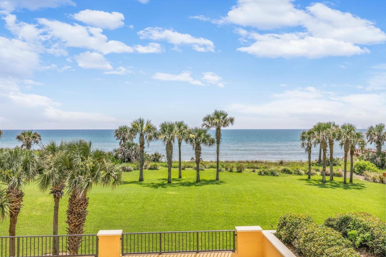 Photo 2 of 20 Porto Mar #202, Palm Coast, FL 32137