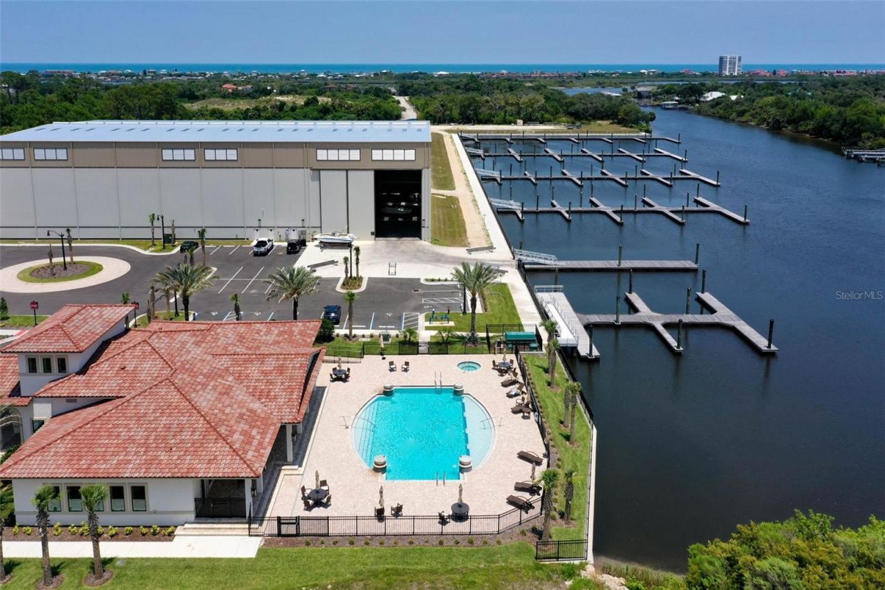 Photo 3 of 10 Rio Vista Dr, Palm Coast, FL 32137