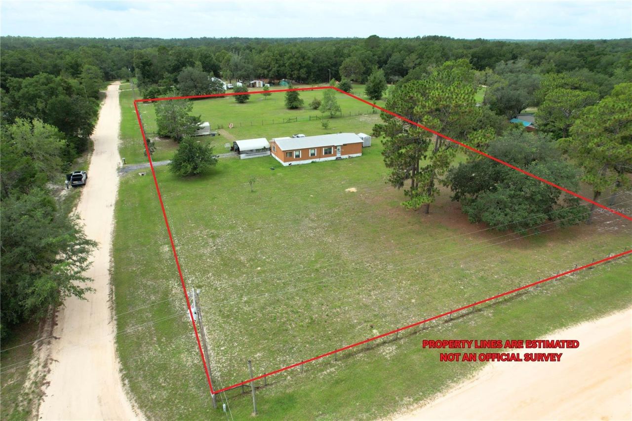 Photo 4 of 107 Green Oak Dr, Melrose, FL 32666