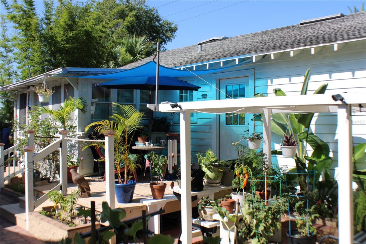 Photo 4 of 607 N Dixie Fwy, New Smyrna Beach, FL 32168