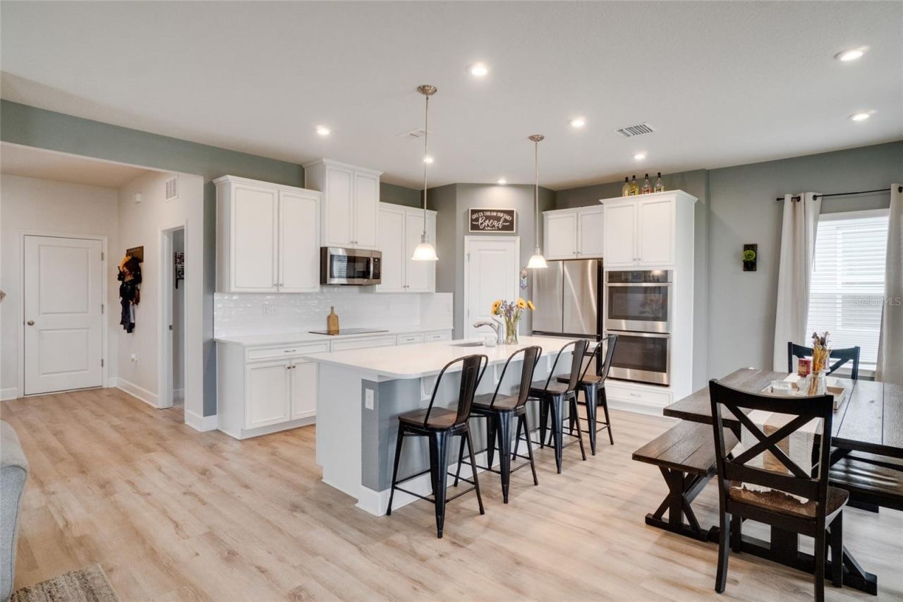 Photo 5 of 7024 Lanier Falls Rd, Deland, FL 32724