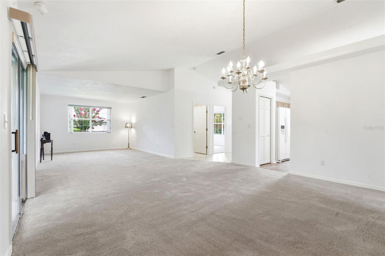 Photo 5 of 687 Winterberry Trl, Deland, FL 32724