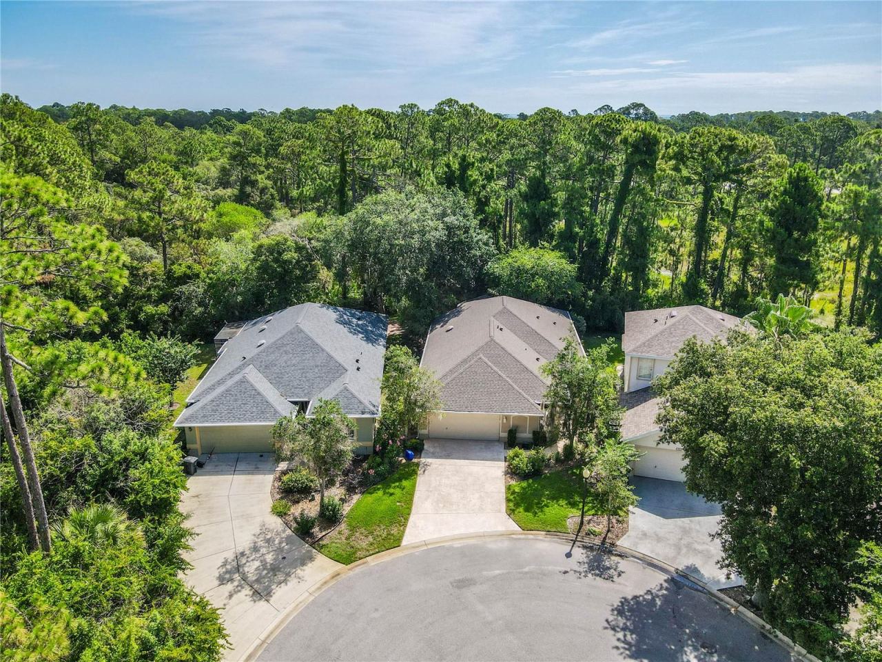 Photo 2 of 44 Crosstie Ct, Palm Coast, FL 32137
