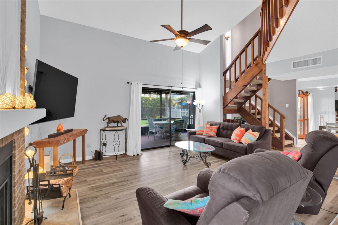 Photo 5 of 113 Lagoon Ct, New Smyrna Beach, FL 32169