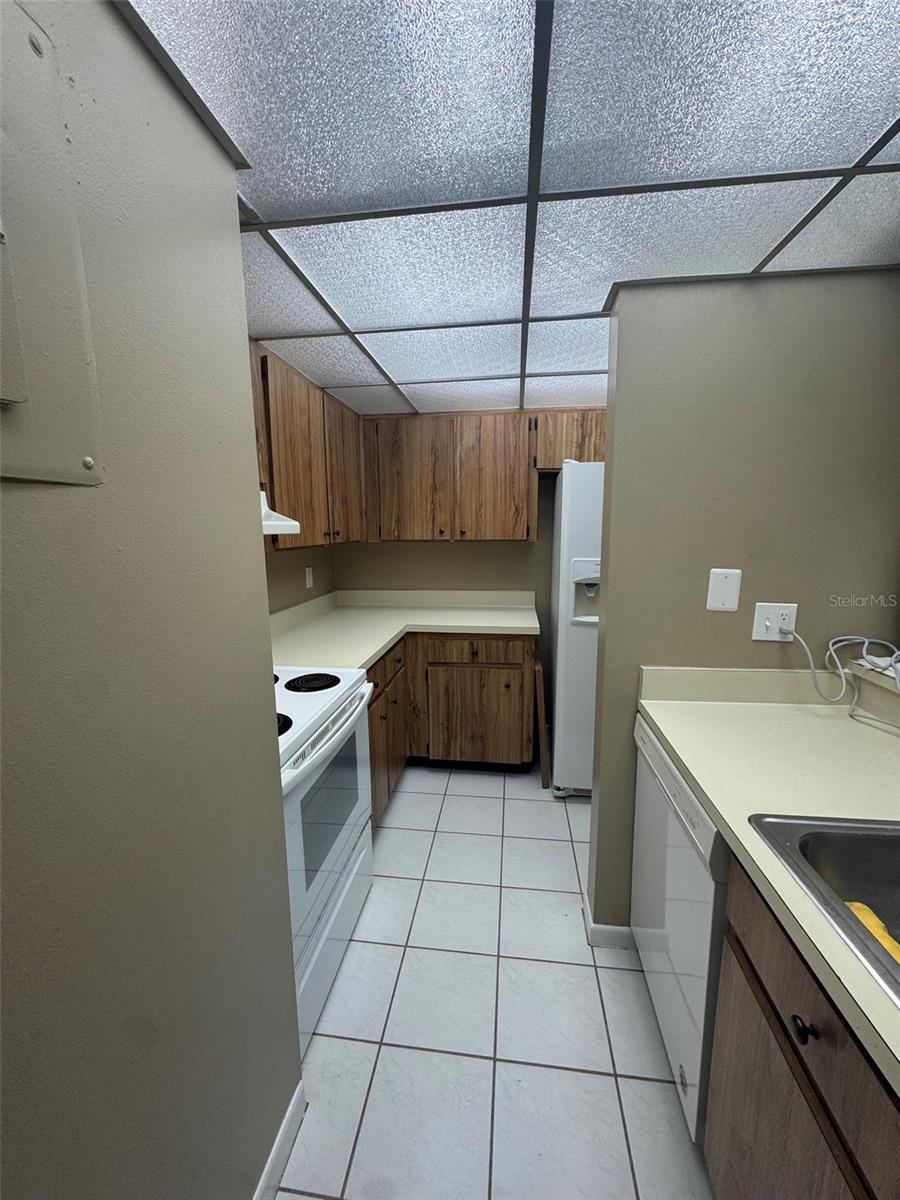 Photo 4 of 160 Live Oak Woods Ct #3a, Deltona, FL 32725