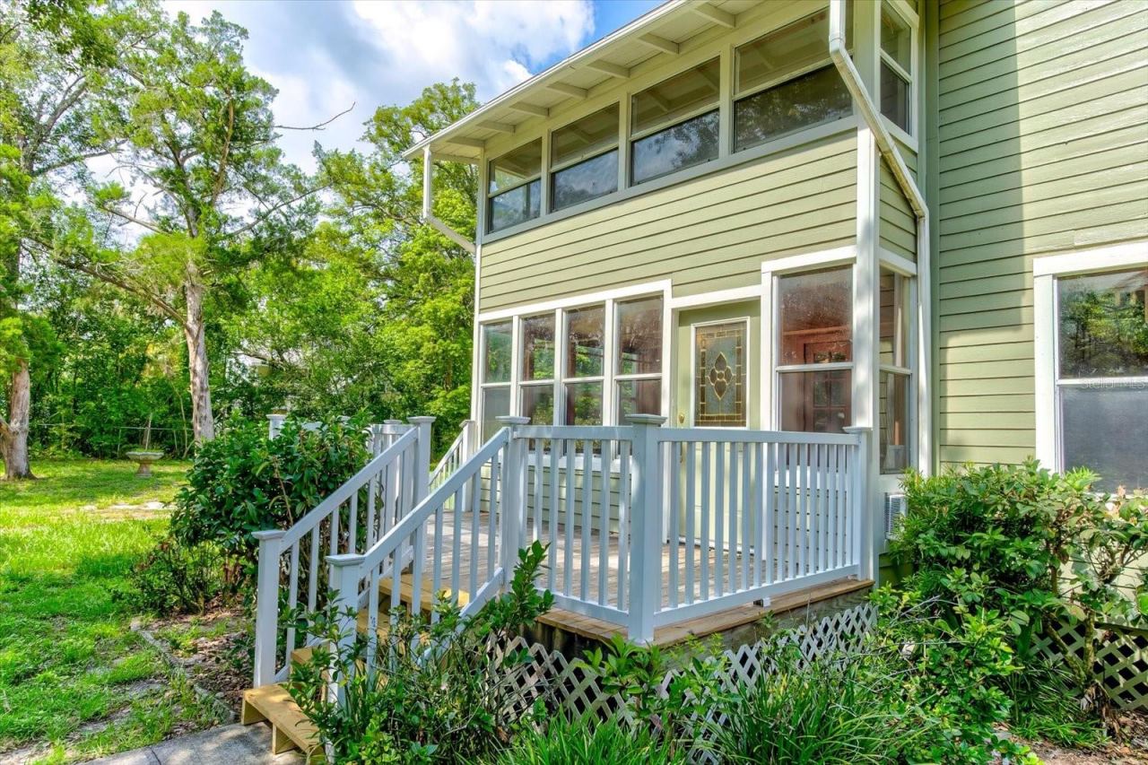 Photo 5 of 543 N Thorpe Ave, Orange City, FL 32763