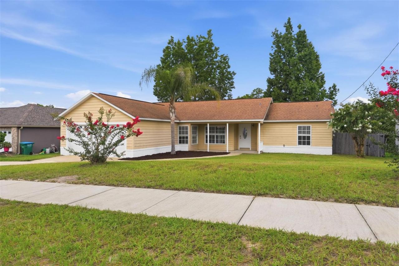 Photo 4 of 2695 Keene Ln, Deltona, FL 32725