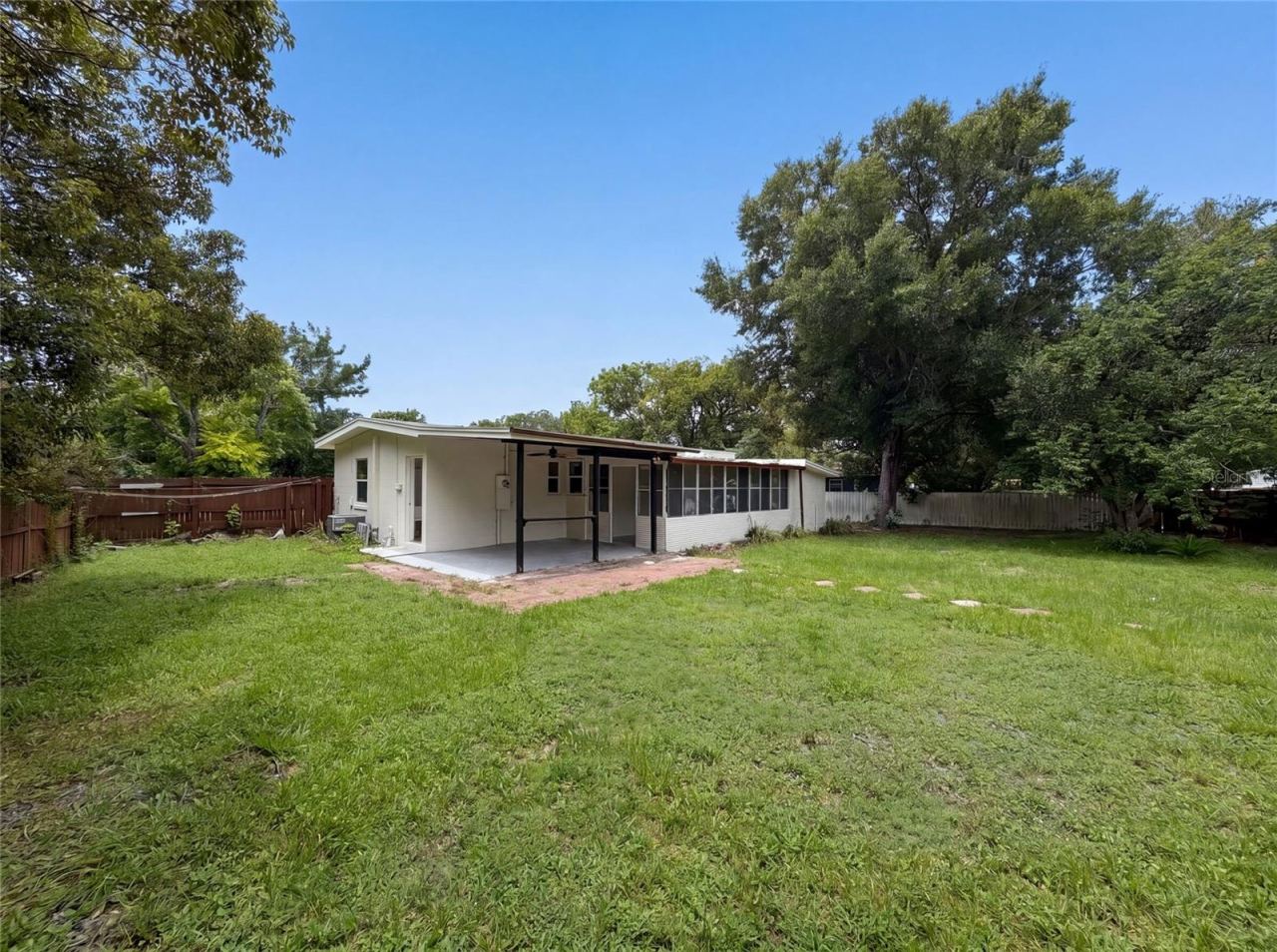 Photo 5 of 1502 Daroca Dr, Deltona, FL 32725