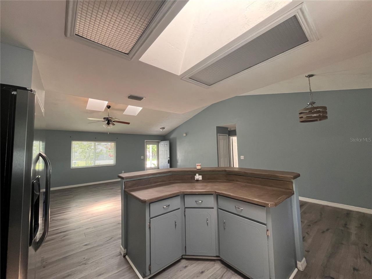 Photo 4 of 2511 Milton Ave, New Smyrna Beach, FL 32168