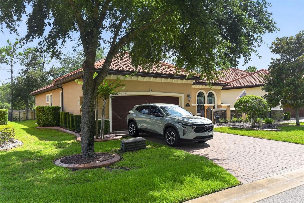 Photo 4 of 110 Via Roma, Ormond Beach, FL 32174