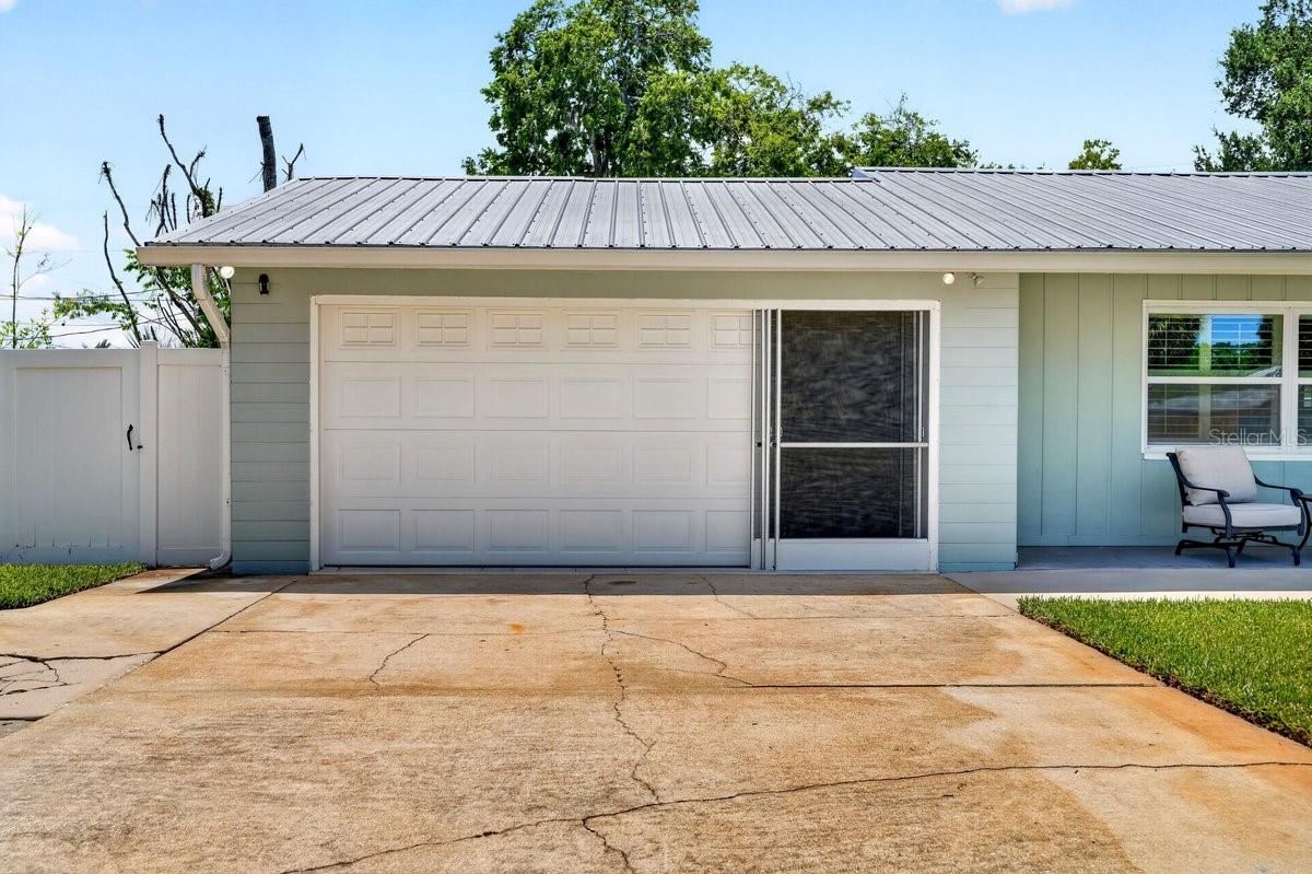 Photo 4 of 2334 Citrus Ave, South Daytona, FL 32119