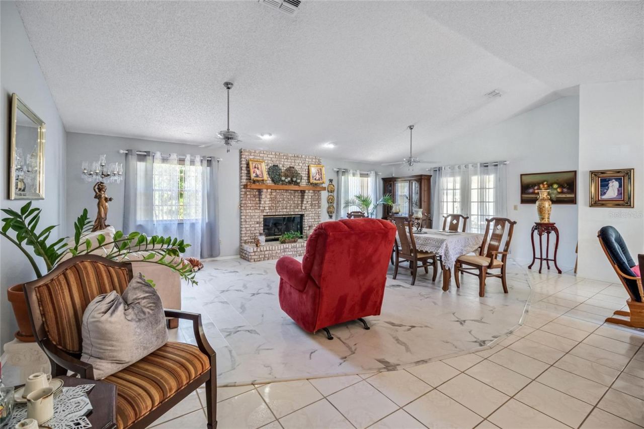 Photo 5 of 24 Foster Ln, Palm Coast, FL 32137
