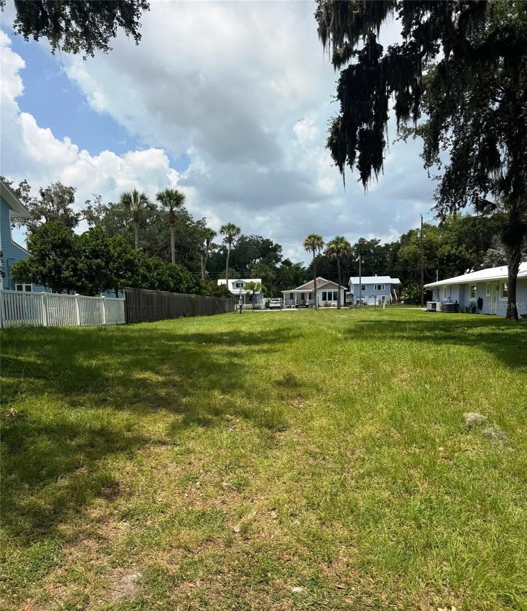 Photo 4 of 622 N Riverside Dr, New Smyrna Beach, FL 32168