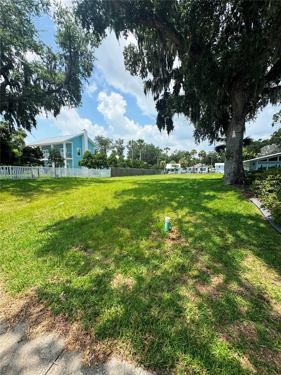 Photo 5 of 622 N Riverside Dr, New Smyrna Beach, FL 32168