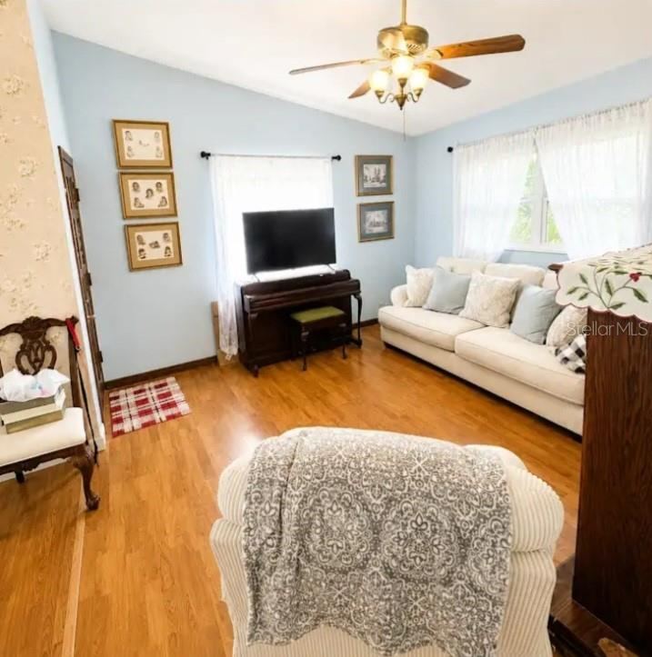 Photo 5 of 93 Glass Ct, Port Orange, FL 32129