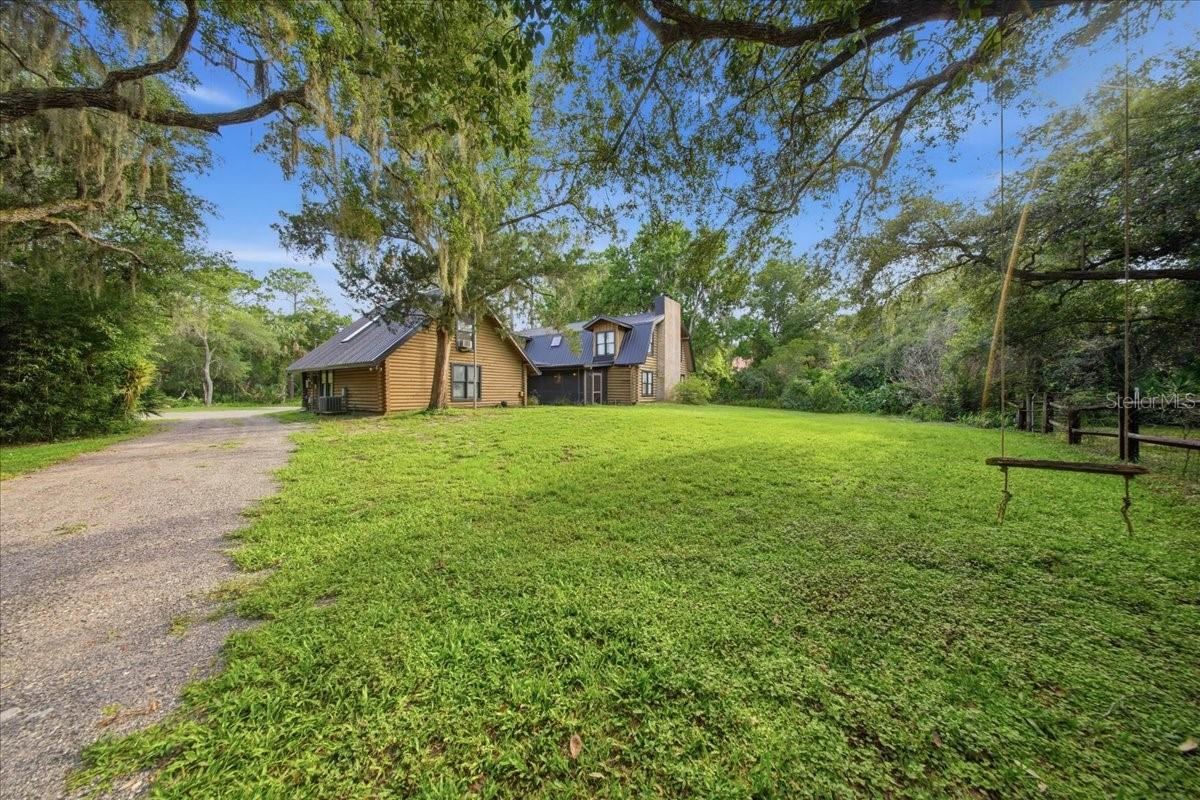 Photo 4 of 1630 Stillmeadow Rd, Deltona, FL 32725