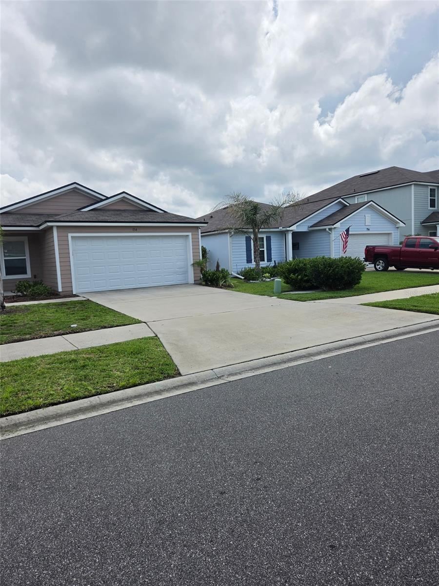 Photo 4 of 754 Grand Reserve Dr, Bunnell, FL 32110