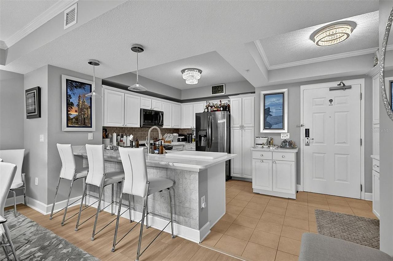 Photo 5 of 200 Ocean Crest Dr #1018, Palm Coast, FL 32137