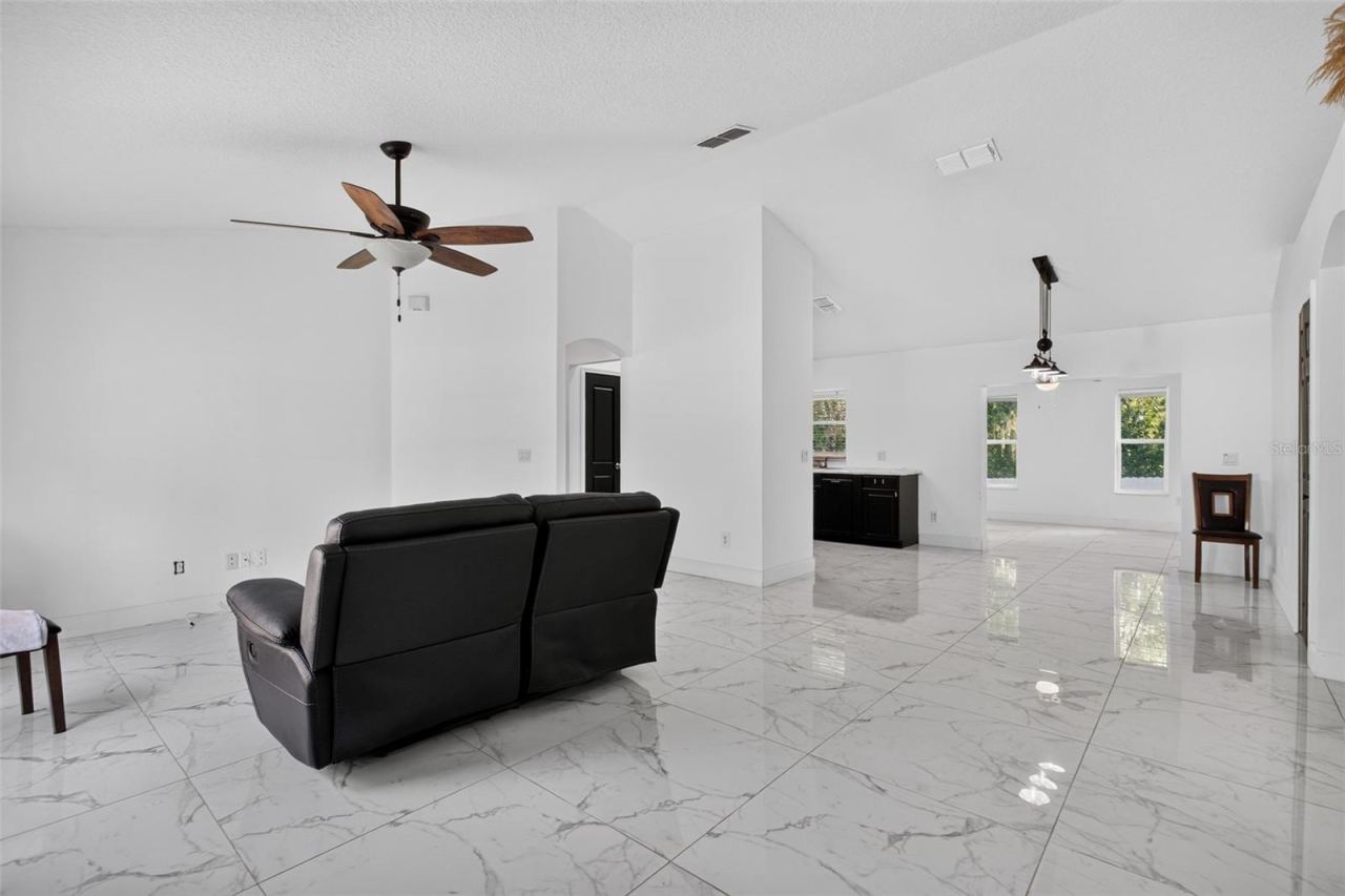 Photo 4 of 1865 15th St, Orange City, FL 32763