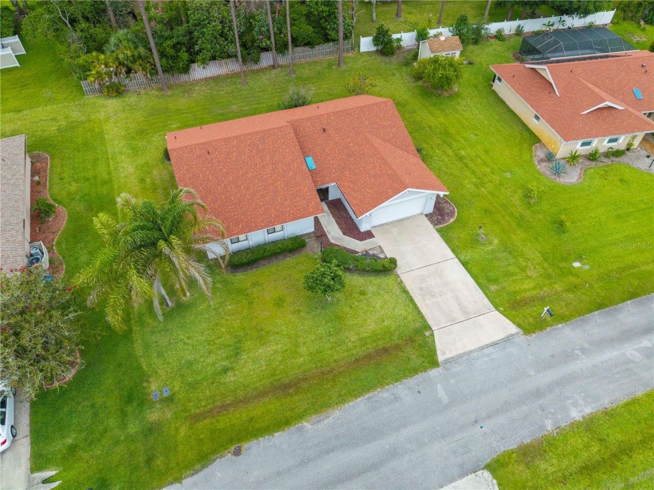 Photo 4 of 10 Village Ln, Palm Coast, FL 32164