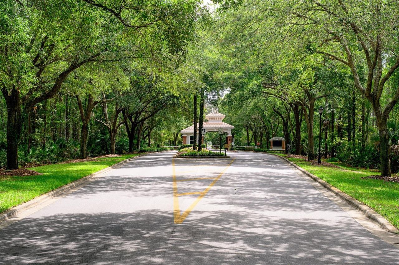Photo 4 of 1025 Sudbury Ln, Ormond Beach, FL 32174