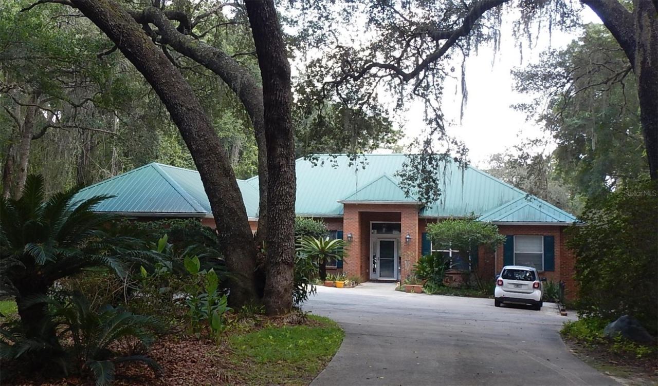 Photo 2 of 8315 Lilly Lake Rd, Melrose, FL 32666