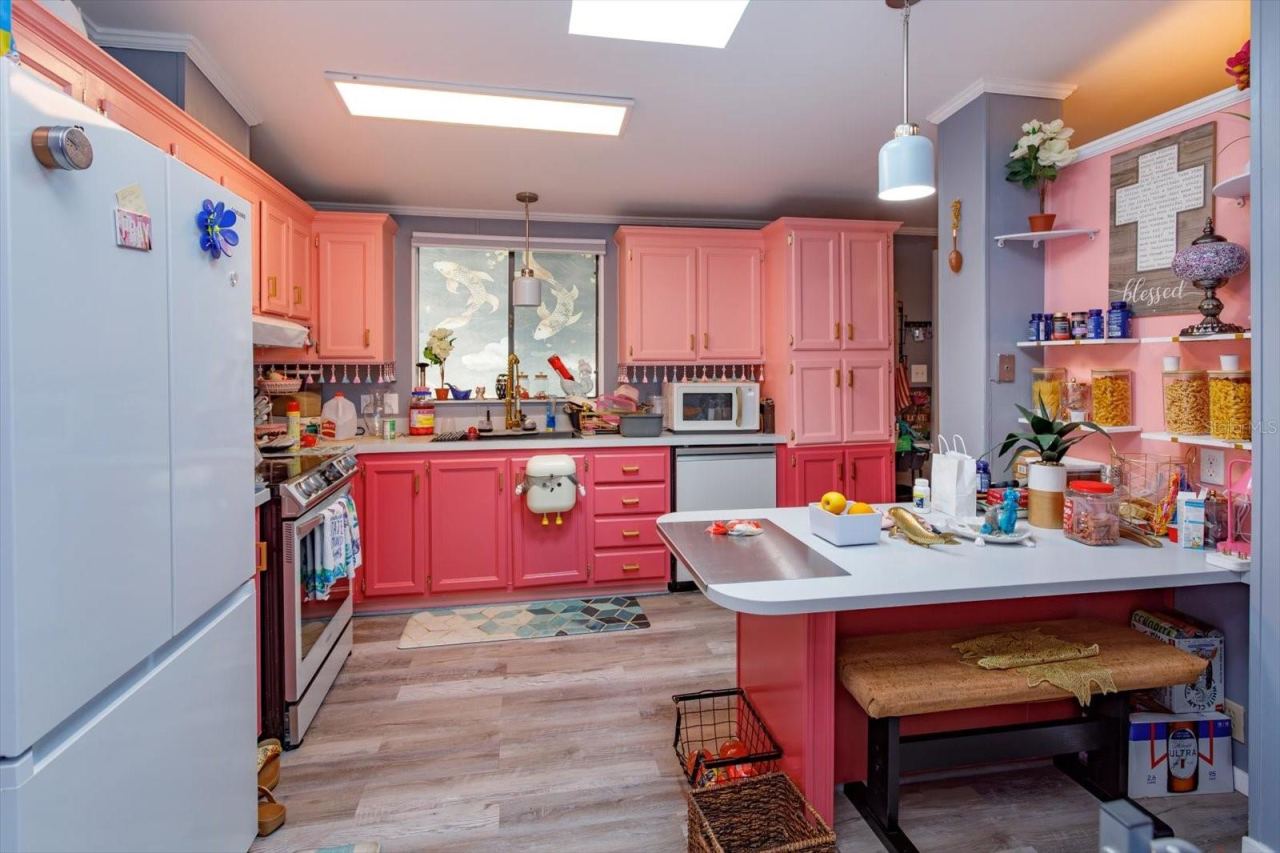 Photo 5 of 106 Leisure World Dr N, Debary, FL 32713