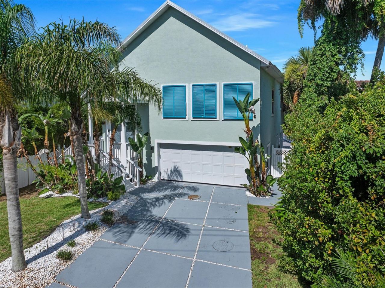 Photo 2 of 3110 John Anderson Dr, Ormond Beach, FL 32176