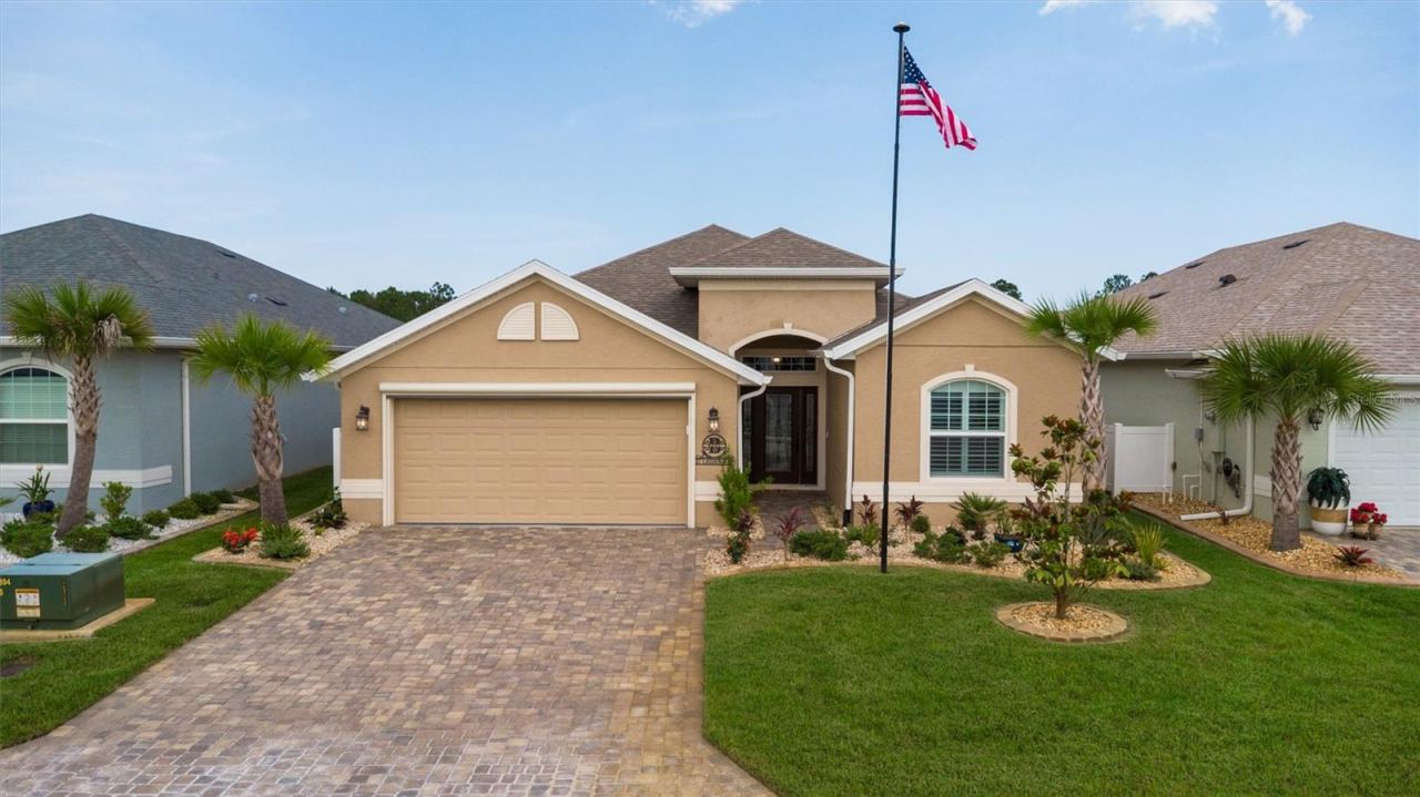 Photo 4 of 37 Lagoon Way, Palm Coast, FL 32137