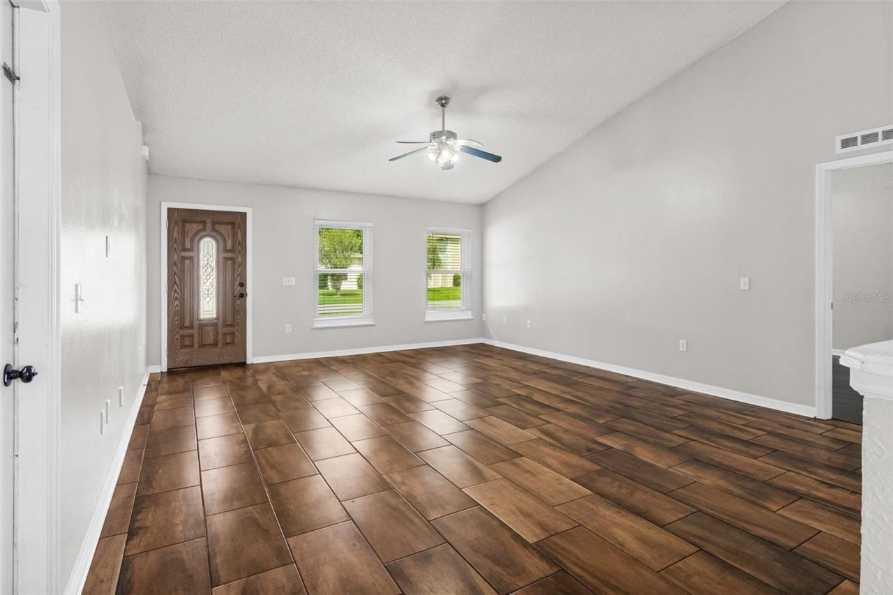 Photo 5 of 51 Beaverdam Ln, Palm Coast, FL 32137