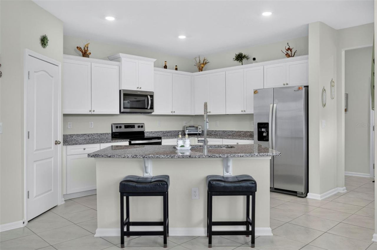 Photo 2 of 122 Redbud Rd, Palm Coast, FL 32137