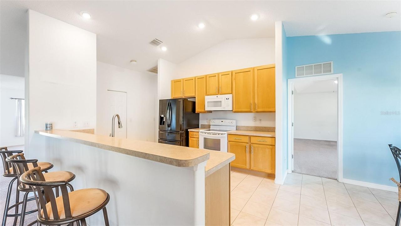 Photo 5 of 8 White Hurst Ln, Palm Coast, FL 32164