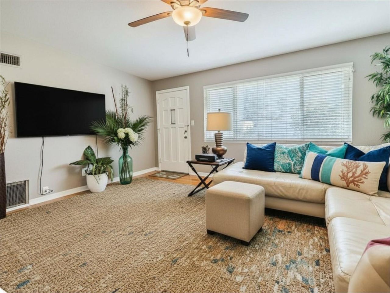Photo 4 of 3114 Esperanza Ave, Daytona Beach Shores, FL 32118