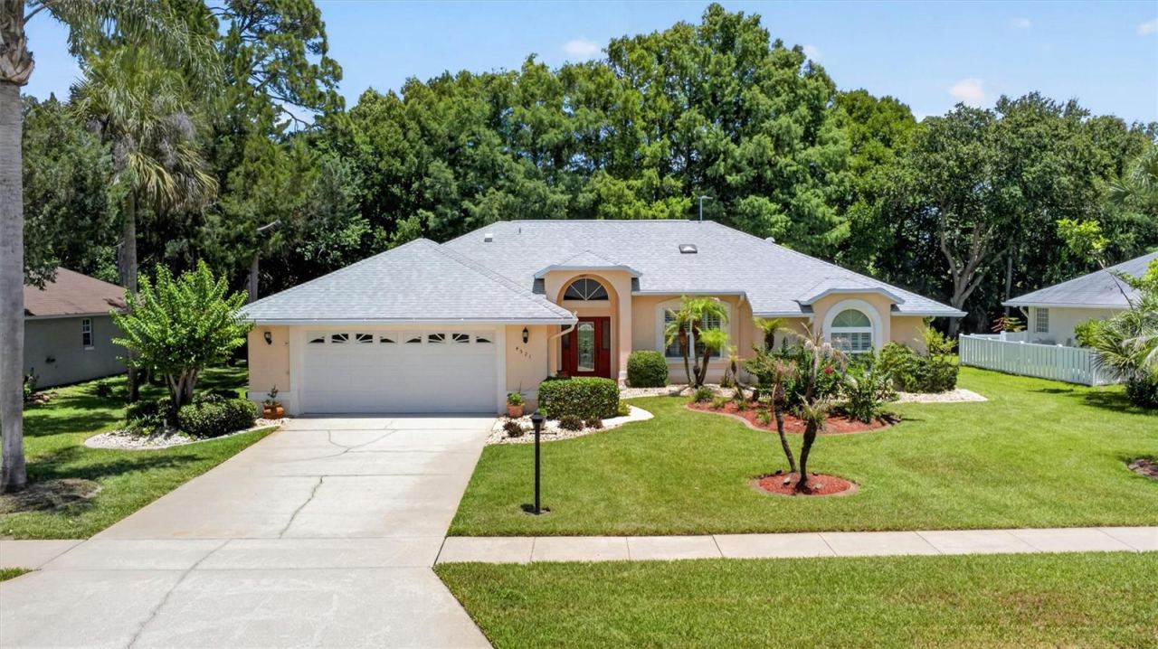 Photo 2 of 4571 Alder Dr, Port Orange, FL 32127