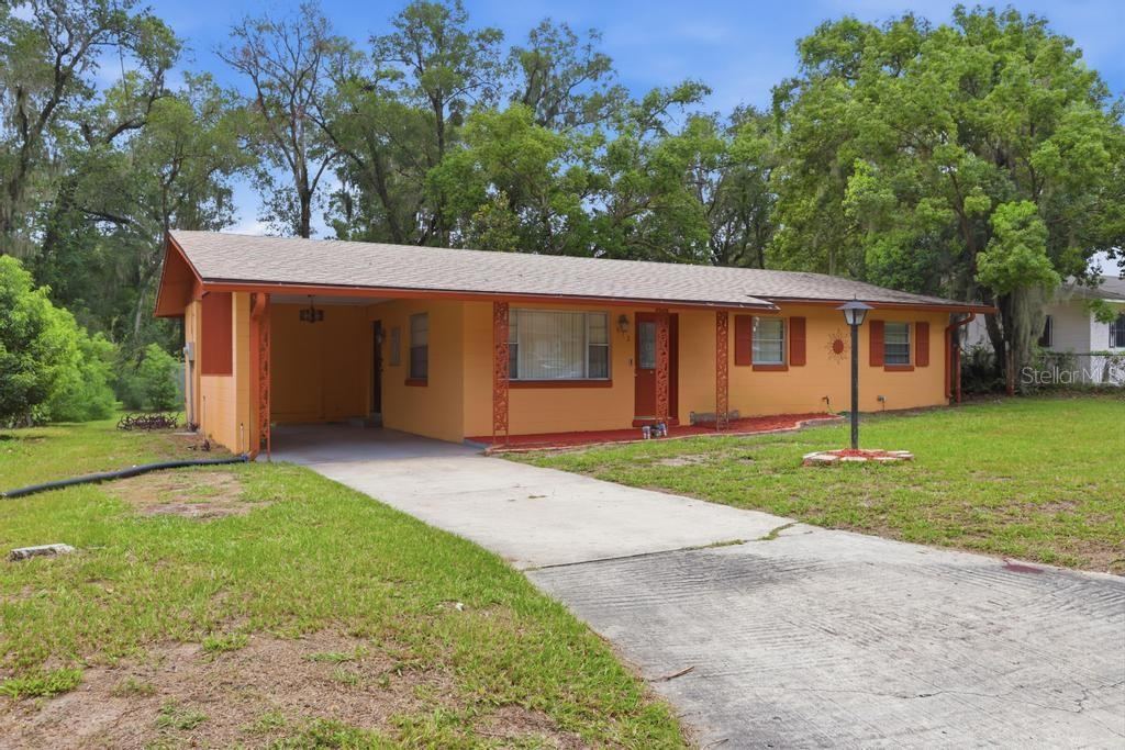 Photo 5 of 812 W Franklin Ave, Deland, FL 32720