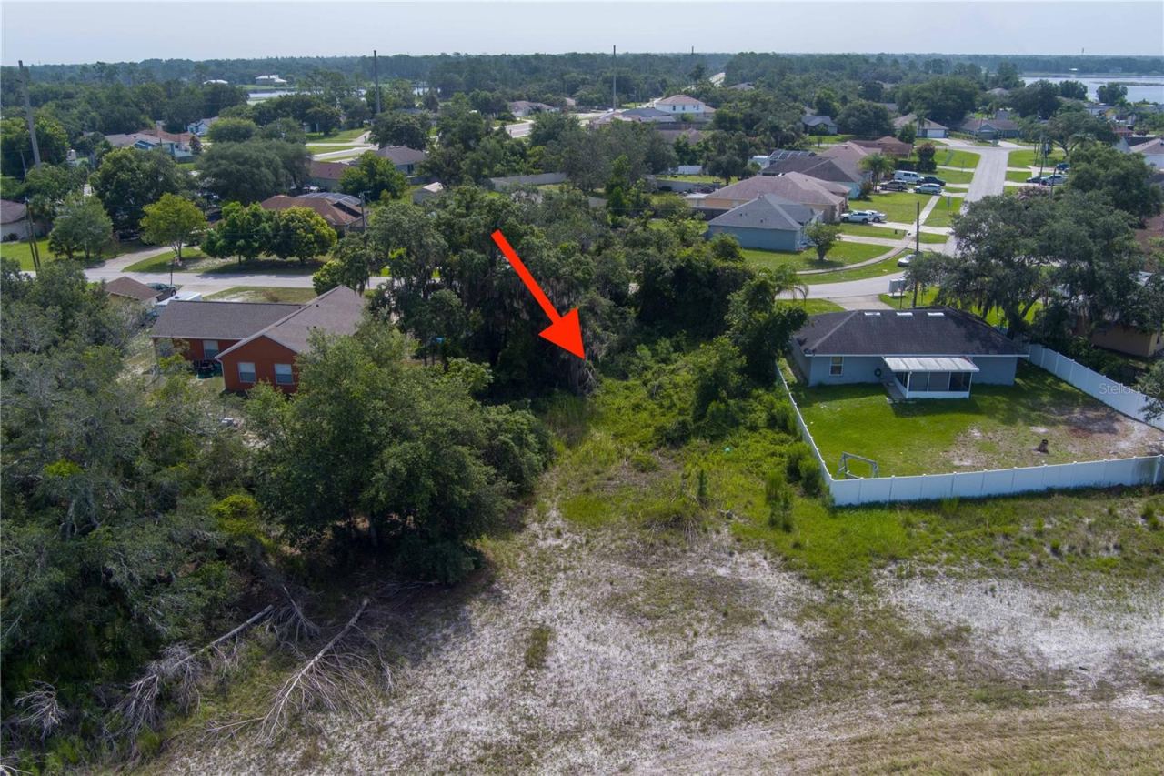 Photo 4 of 2599 Hillview Cir, Deltona, FL 32725