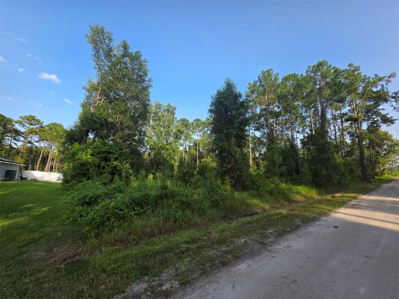 Photo 4 of 1233 East Pkwy, Deland, FL 32724
