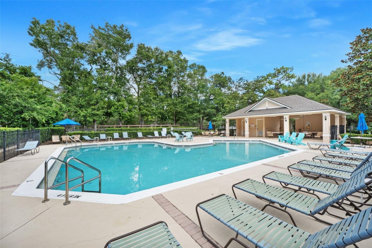 Photo 4 of 740 Preakness Cir, Deland, FL 32724