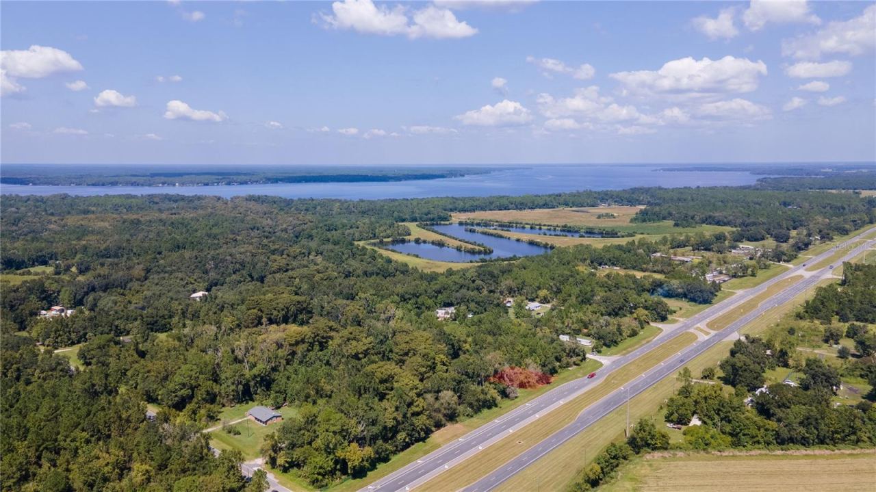Photo 4 of 421 State Road 207 Rd, East Palatka, FL 32131