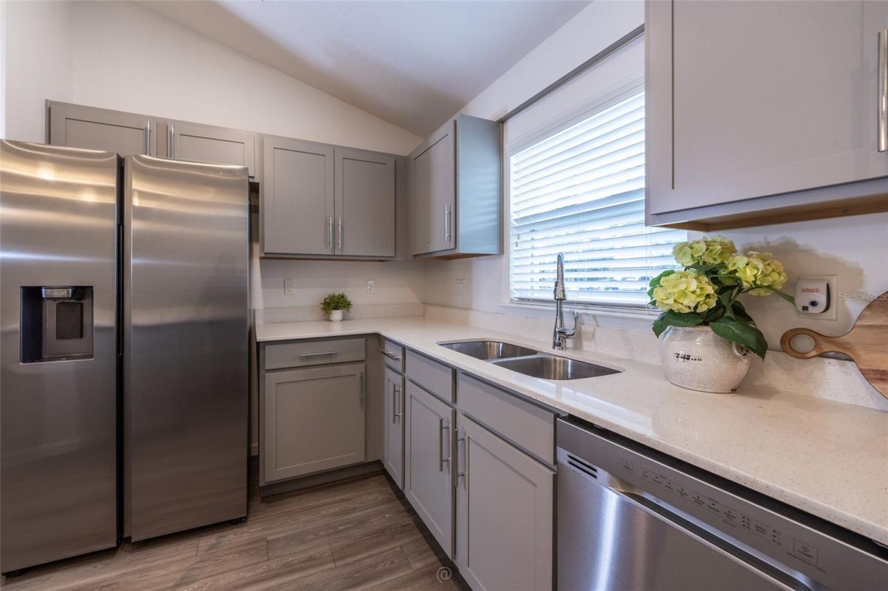 Photo 5 of 196 Frontier Dr, Palm Coast, FL 32137