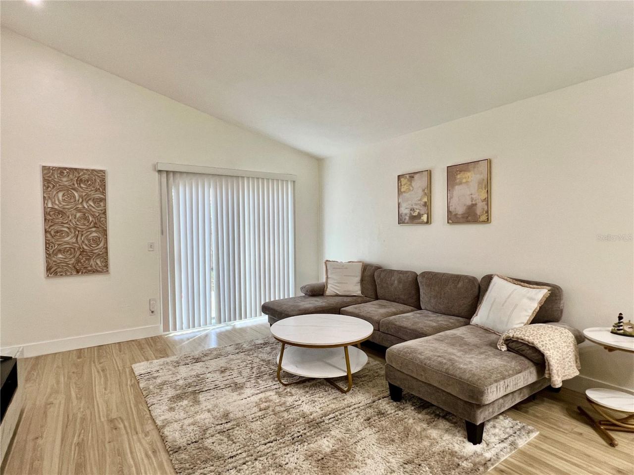 Photo 4 of 962 Stonybrook Cir, Port Orange, FL 32127
