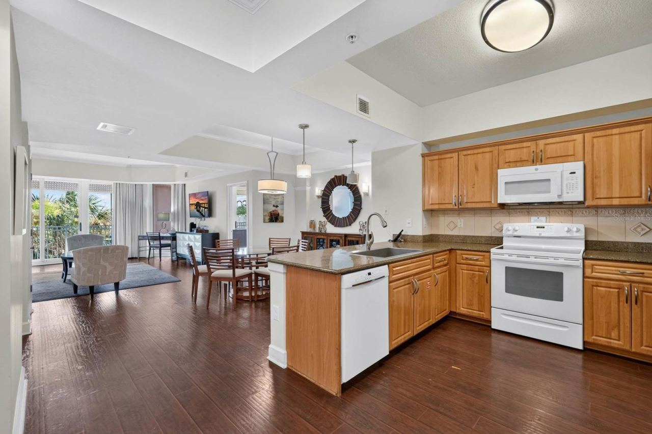 Photo 5 of 200 Ocean Crest Dr #116, Palm Coast, FL 32137